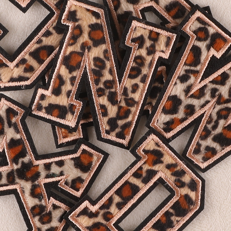 Karnaval Leopar Baskı Harfler  - Streetwear Brand Stickers incelemesi ve fiyatı